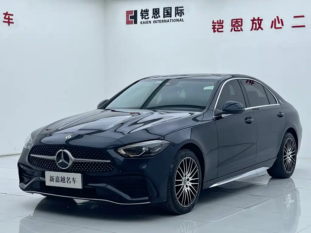 Mercedes-Benz C-Class 2024