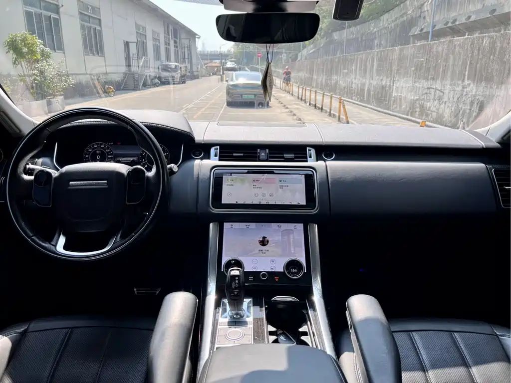 Land Rover Range Rover Sport 2020 3.0 L6 HSE DYNAMIC