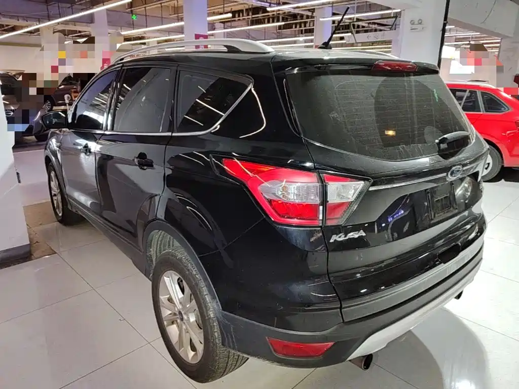 Ford Kuga — миниатюра 5