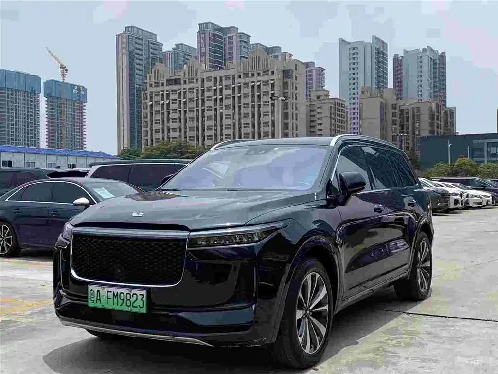 Li Auto ONE 2020 6 мест