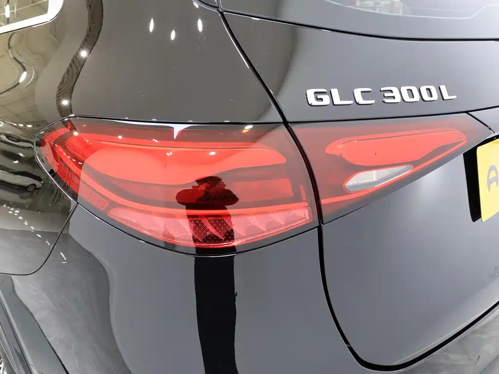 Mercedes-Benz GLC 2024 GLC 260 L 4MATIC Luxury 5 мест