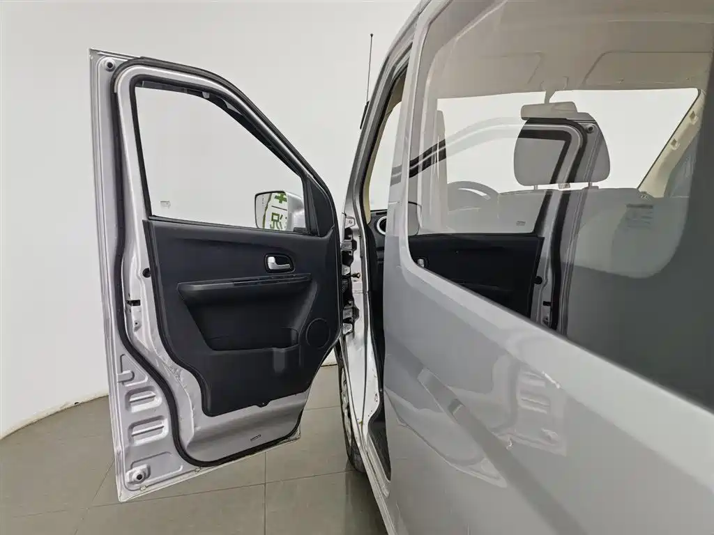 CHANGAN CHANGAN RUIXING M60