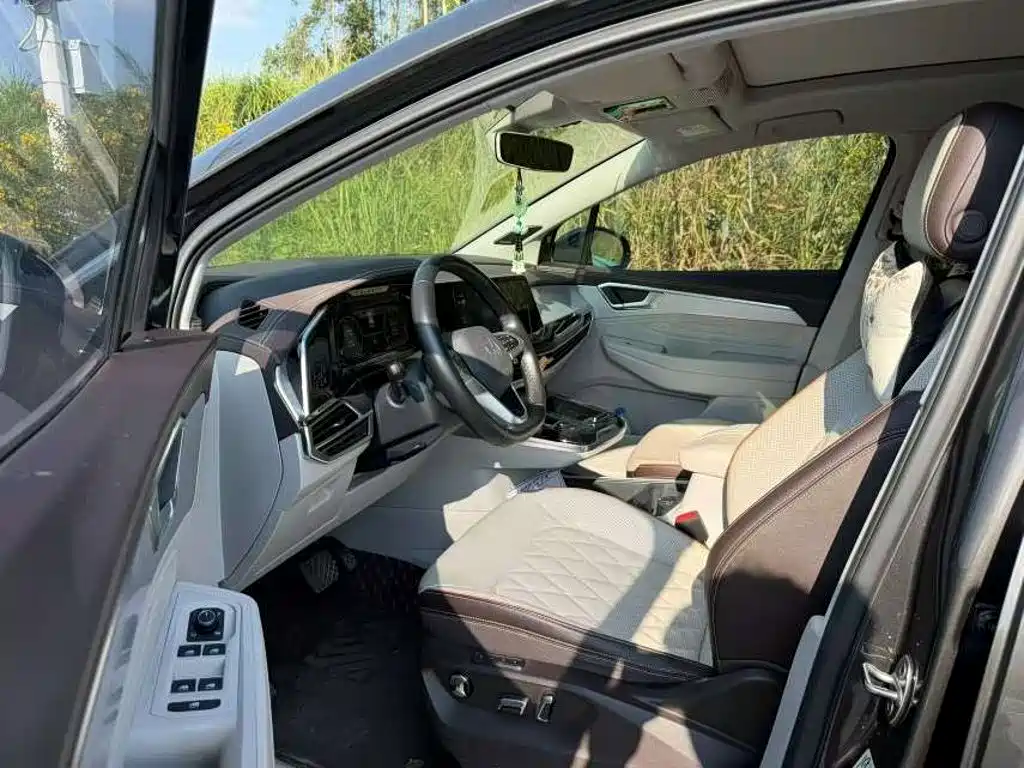 Volkswagen Talagon — миниатюра 8