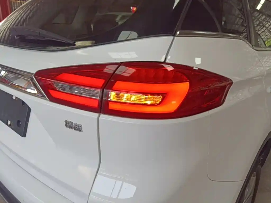 Geely Boyue — миниатюра 8