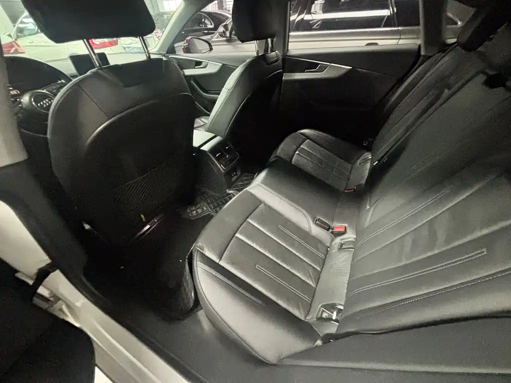 Audi A5 (Import) — миниатюра 6