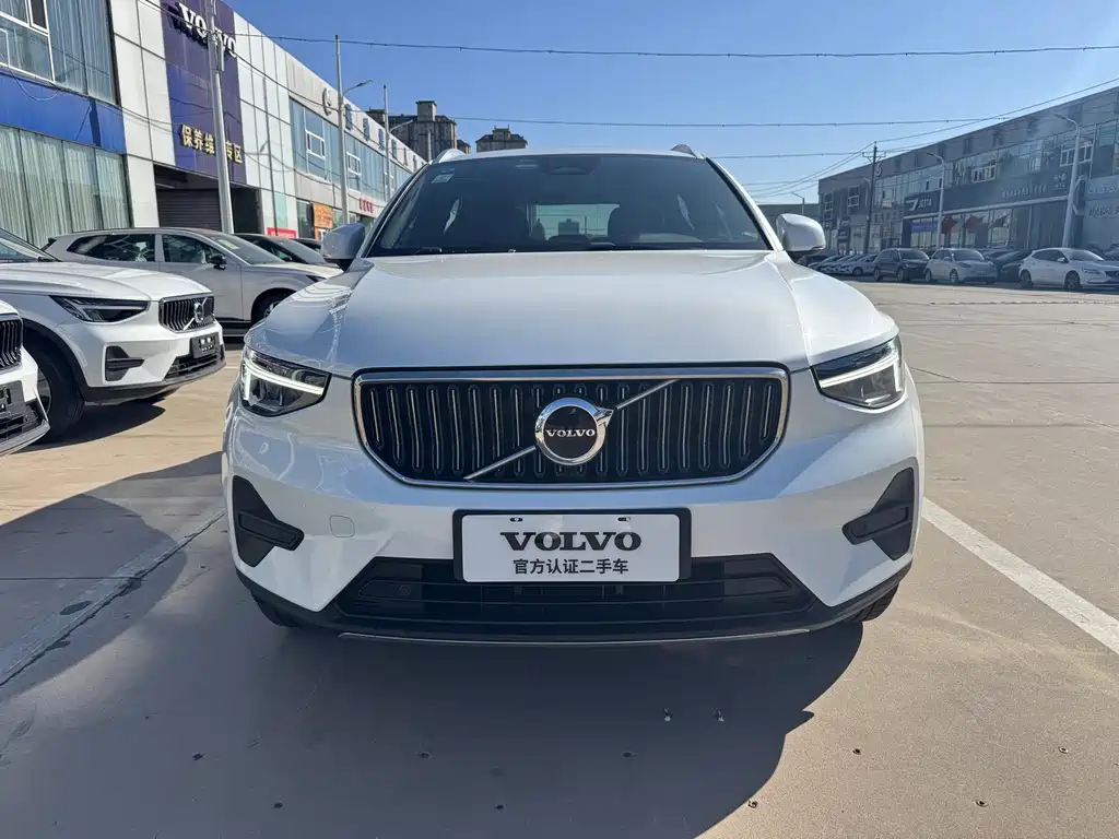 Volvo XC40 — миниатюра 2