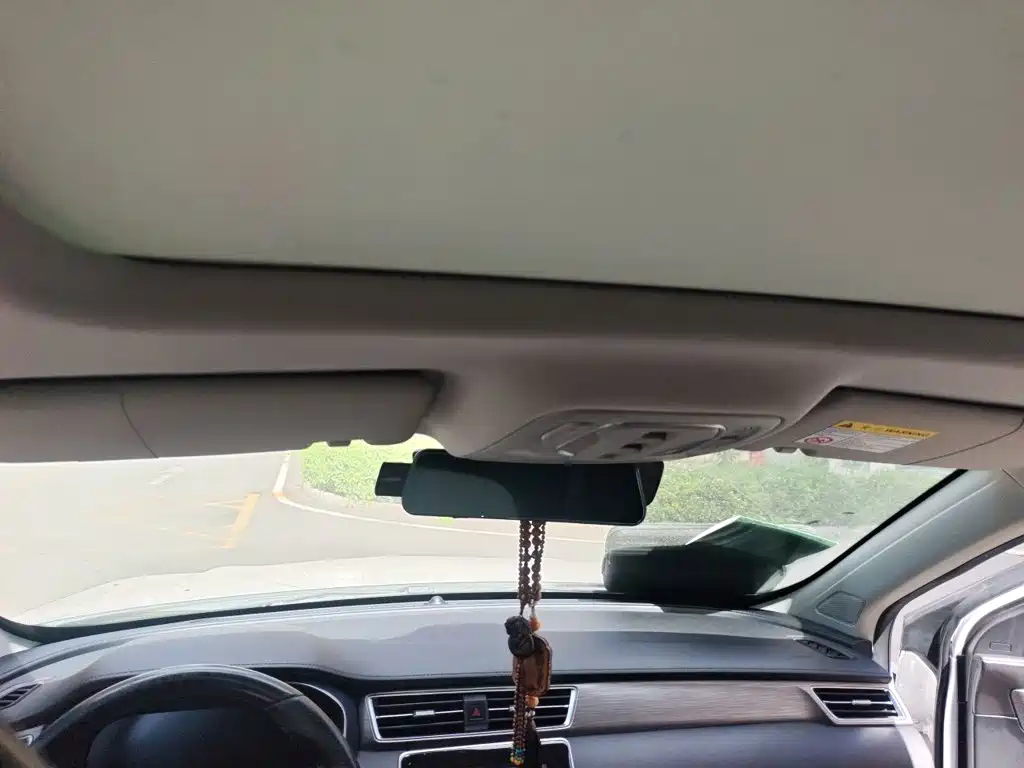 Roewe RX5 New Energy — миниатюра 14