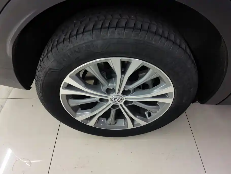 Buick Envision Plus — миниатюра 6