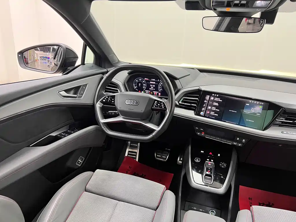 Audi Q5 e-tron — миниатюра 21