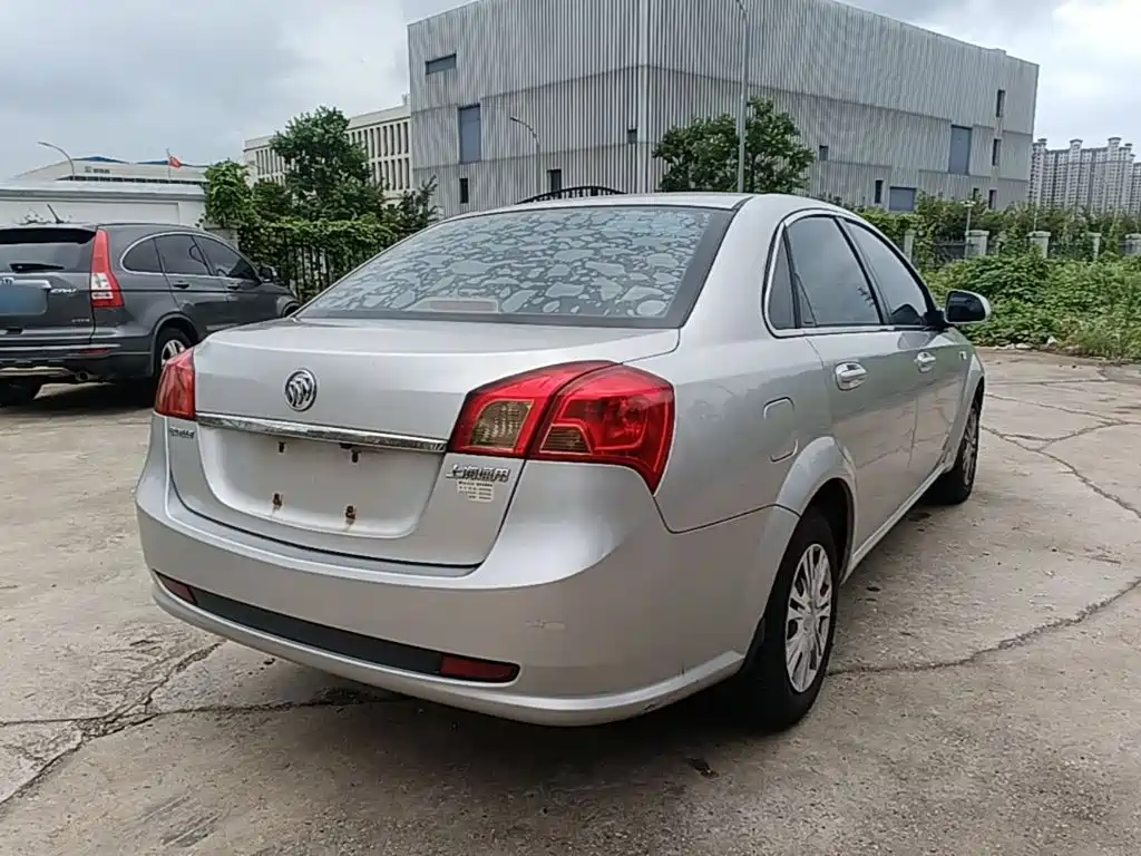Buick Excelle — миниатюра 7