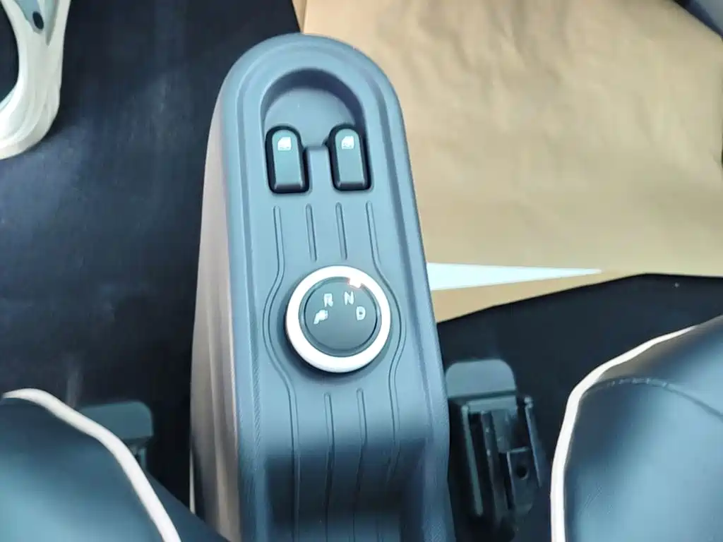Wuling MINIEV — миниатюра 14