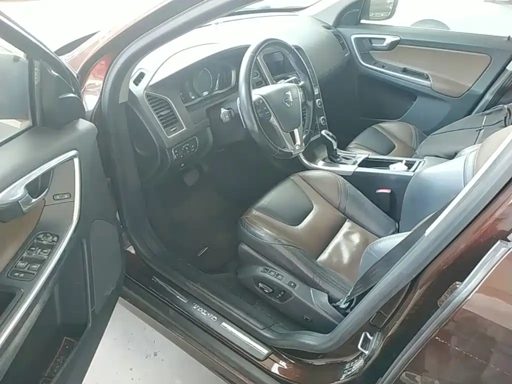 Volvo XC60 (Import) — миниатюра 15