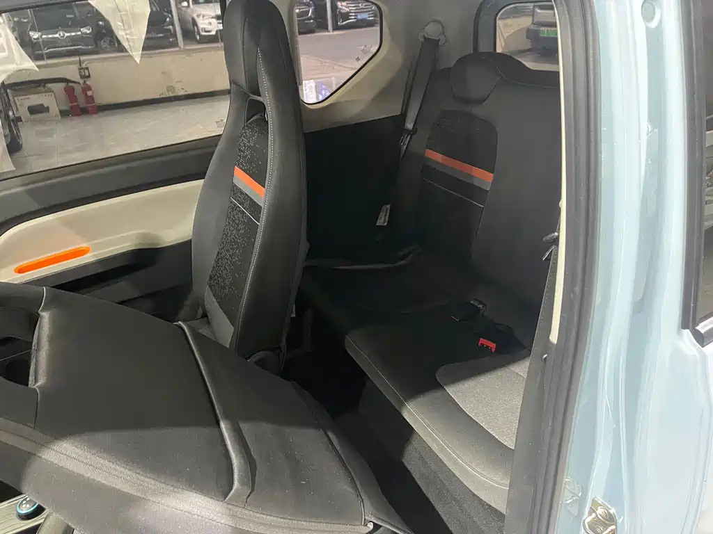 Wuling MINIEV — миниатюра 5