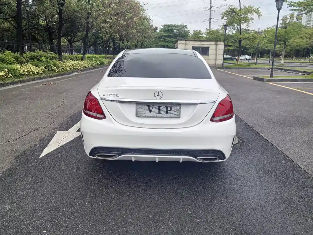 Mercedes-Benz C-Class — миниатюра 8