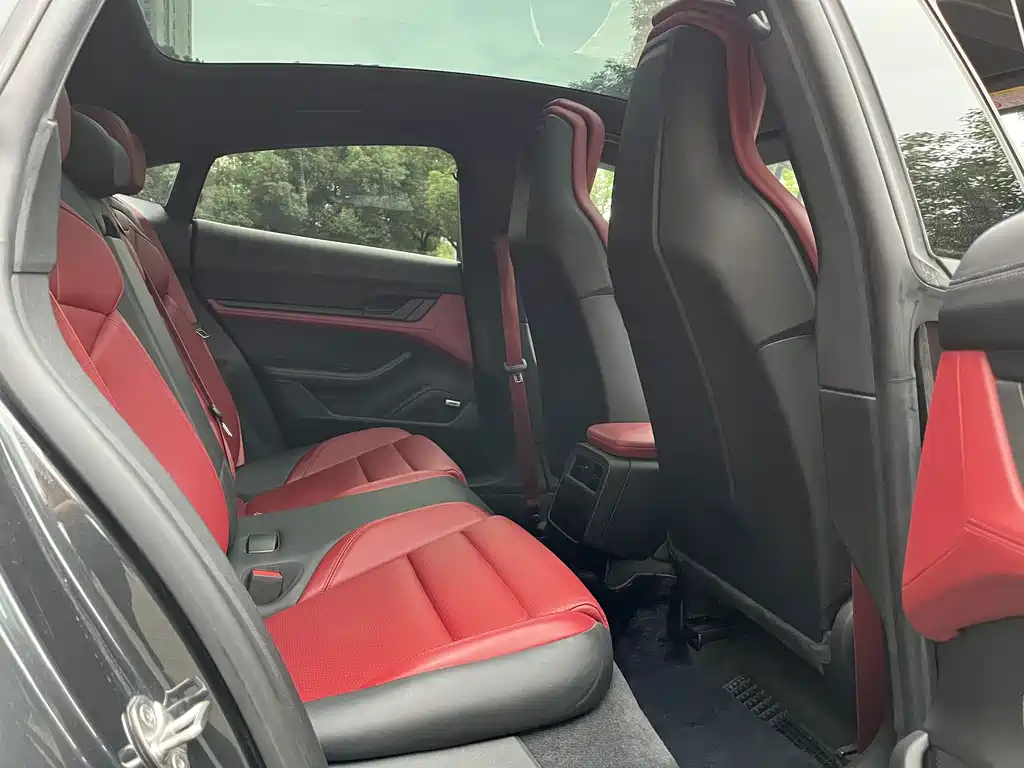 Porsche Taycan — миниатюра 14