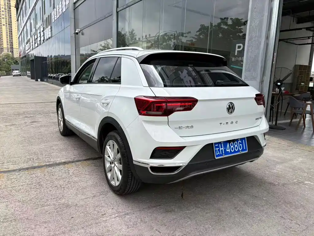 Volkswagen T-Roc — миниатюра 7