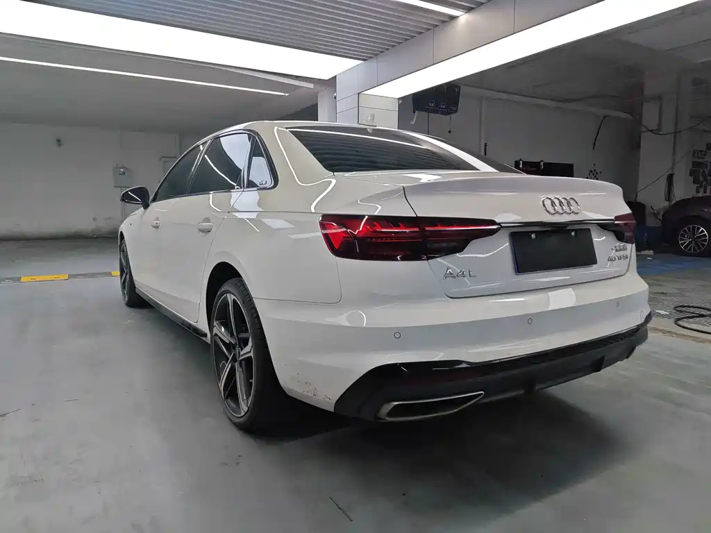 Audi A4L — миниатюра 11