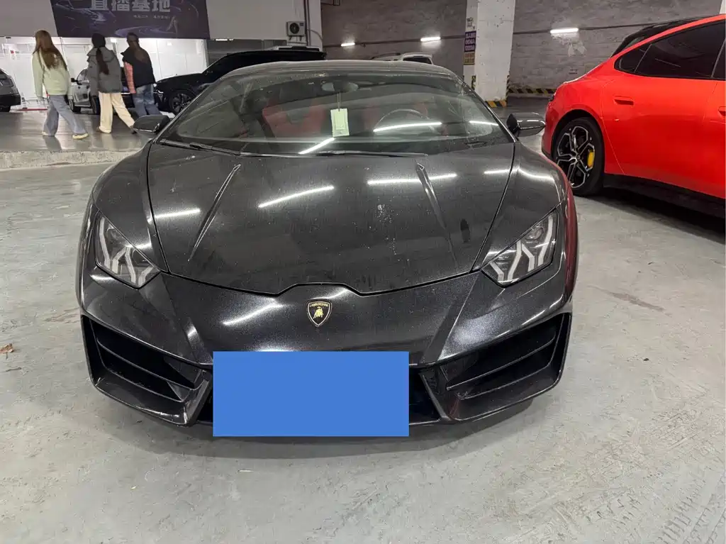 LAMBORGHINI HURACÁN