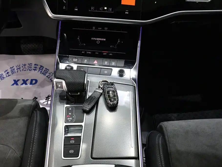 Audi A6L — миниатюра 10