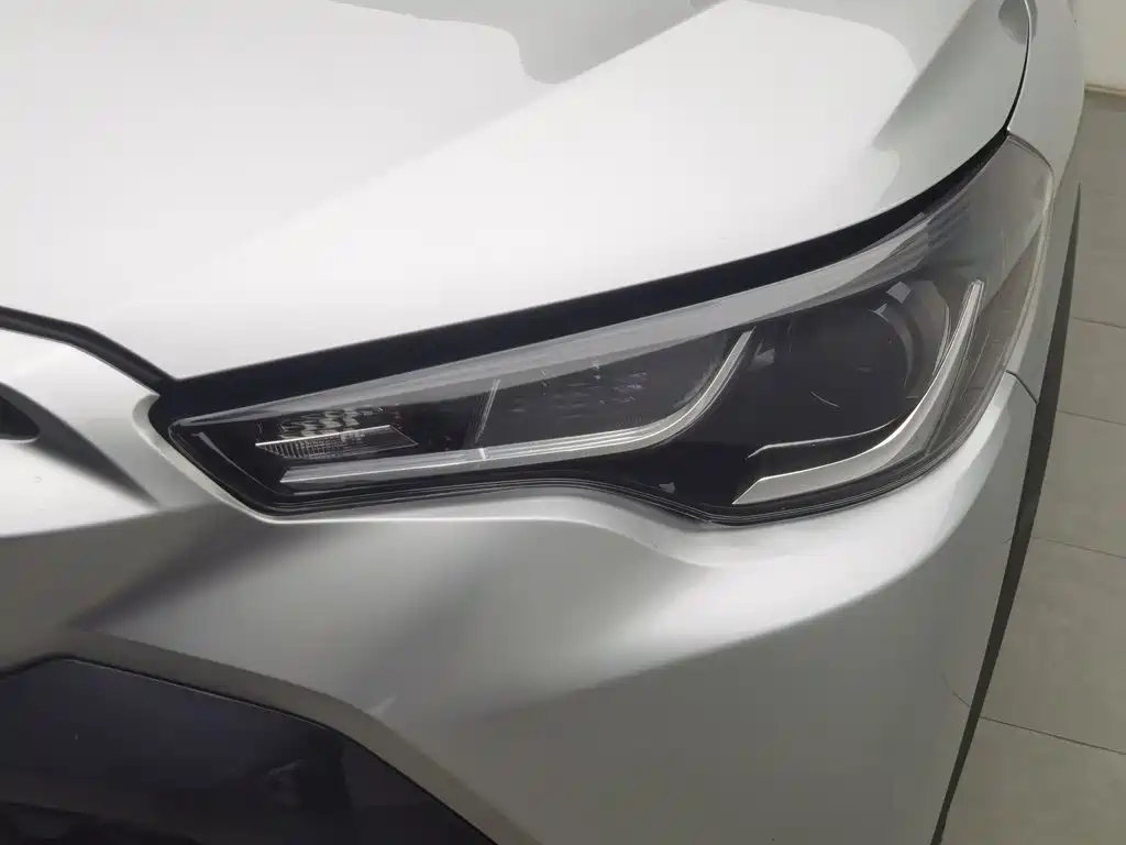 Toyota Frontlander — миниатюра 7