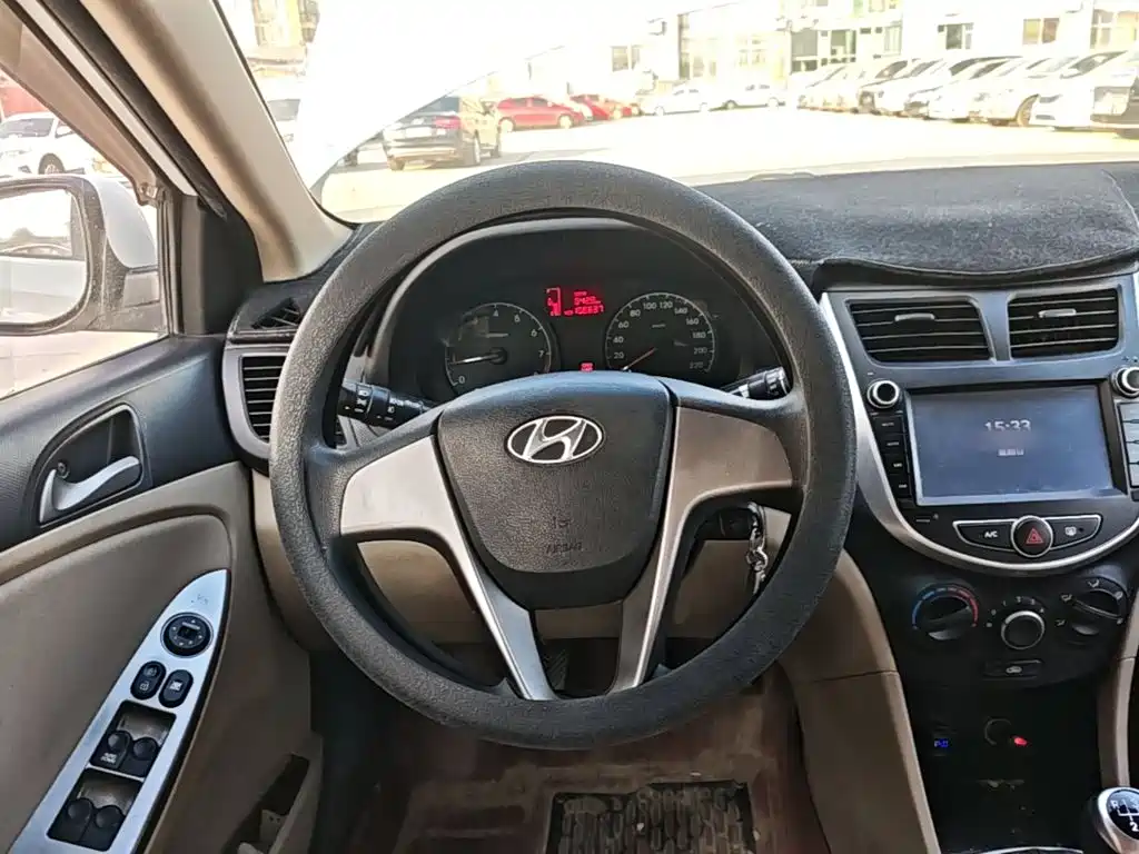 Hyundai Verna — миниатюра 11