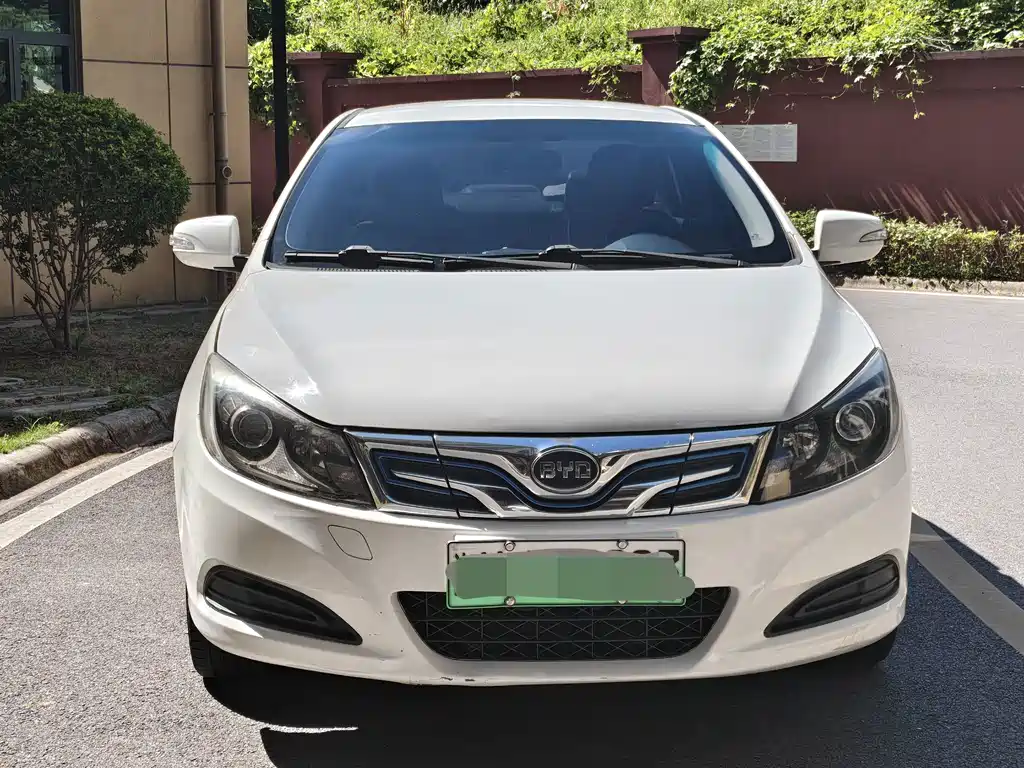 BYD e5 — миниатюра 3