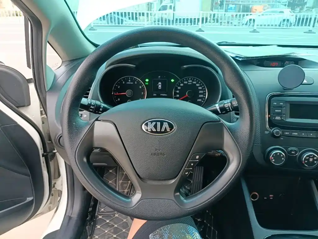 Kia K3 — миниатюра 11