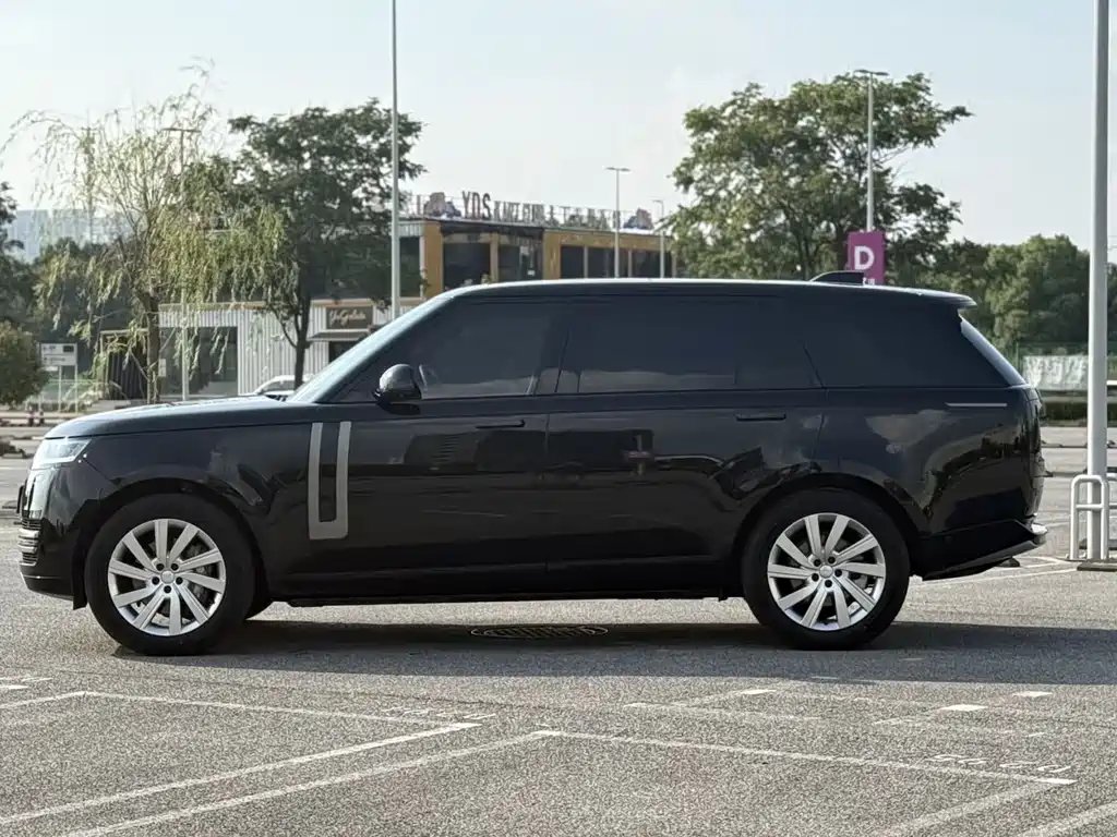 Land Rover Range Rover — миниатюра 3