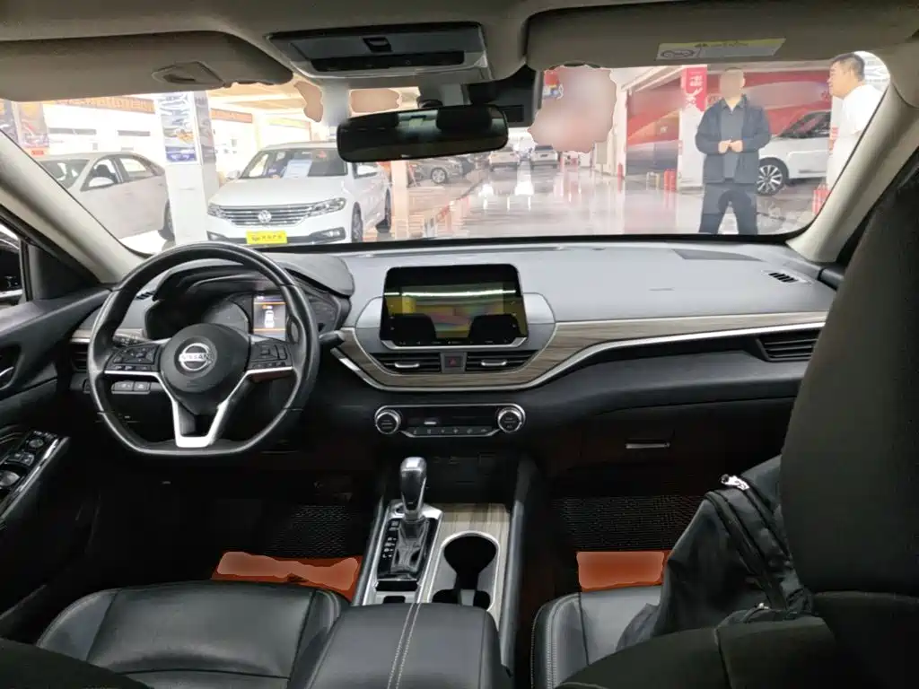 Nissan Teana — миниатюра 10