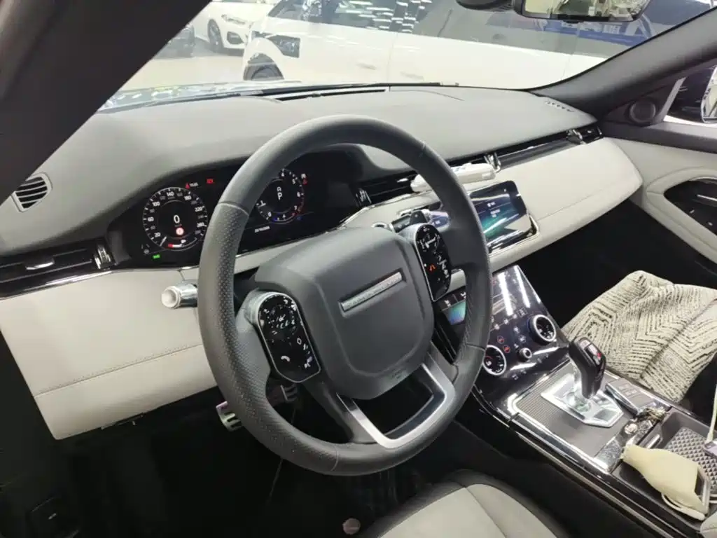 Land Rover Evoque — миниатюра 10