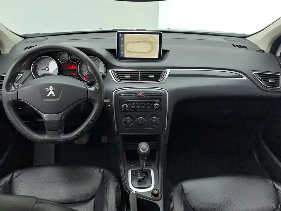Peugeot 308 — миниатюра 12