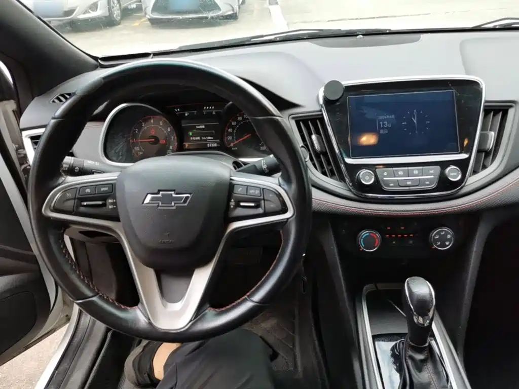 Chevrolet Monza — миниатюра 10