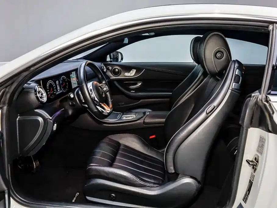 Mercedes-Benz E-Class (Import) — миниатюра 8