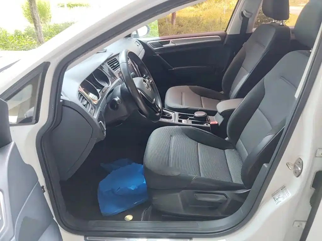 Volkswagen Golf — миниатюра 15