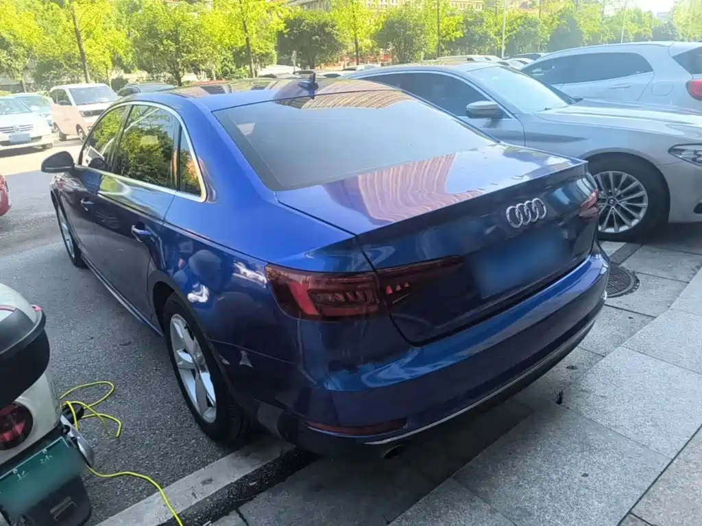 Audi A4L — миниатюра 5