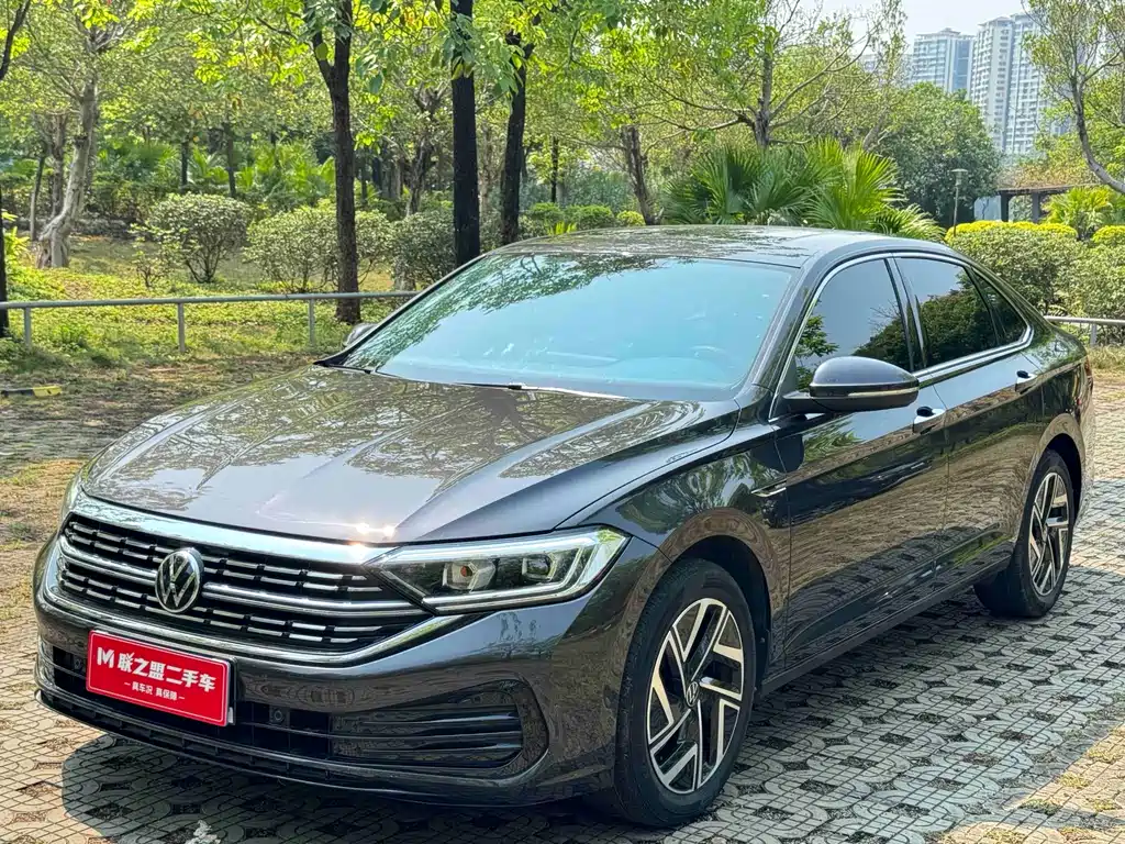 Volkswagen Sagitar 2022