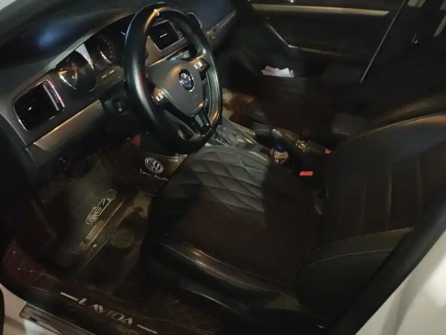 Volkswagen Lavida — миниатюра 9