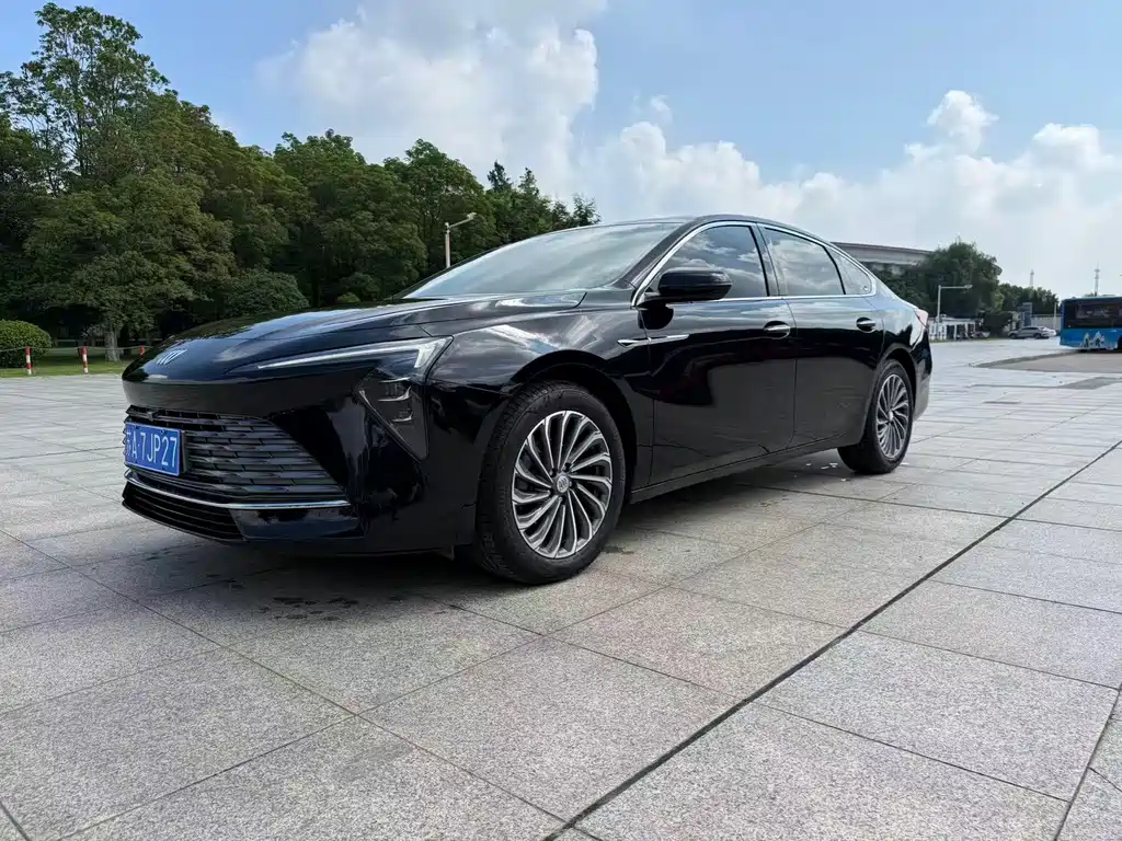 Buick LaCrosse — миниатюра 3
