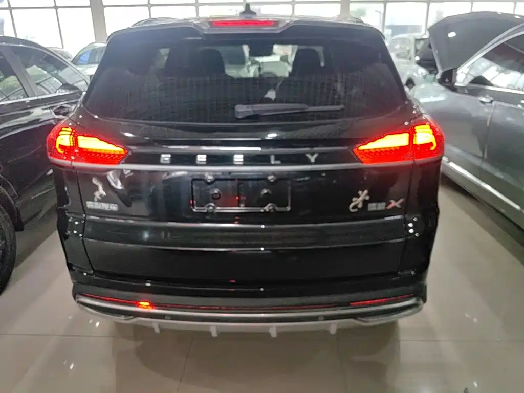 Geely Boyue — миниатюра 6