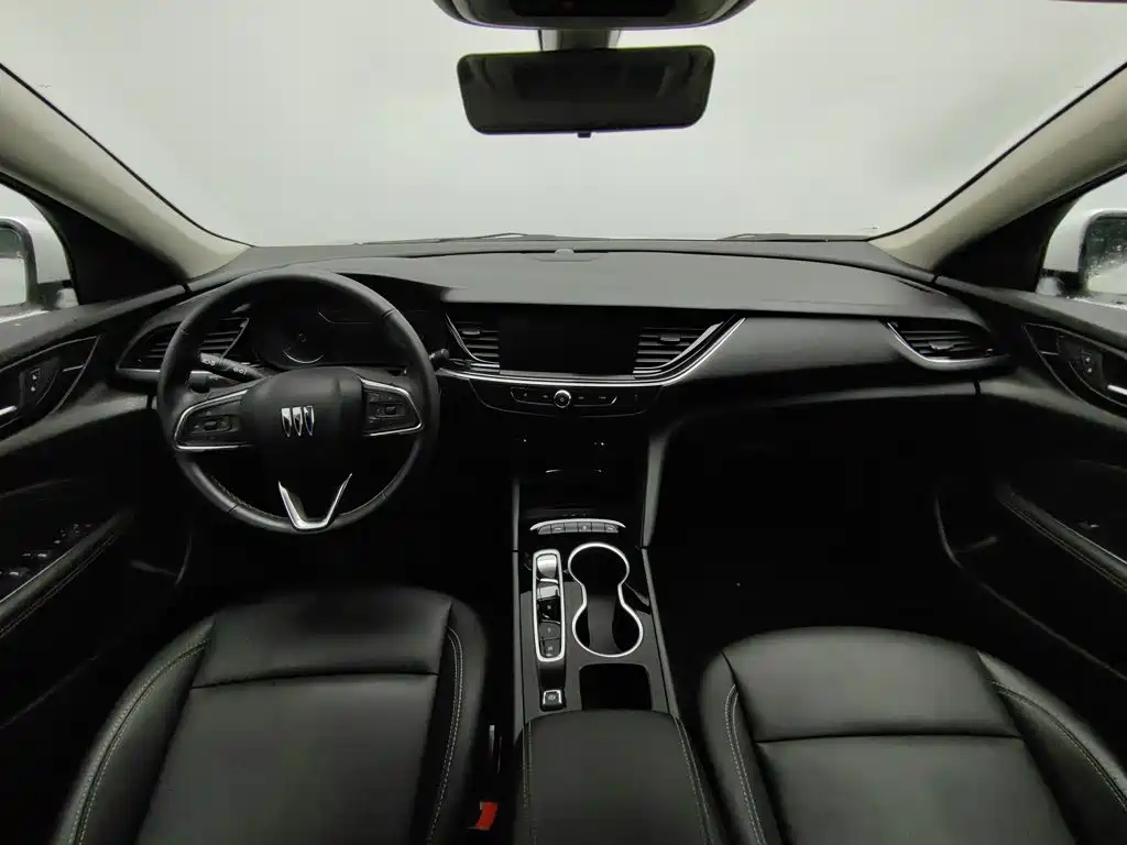 Buick Regal — миниатюра 5