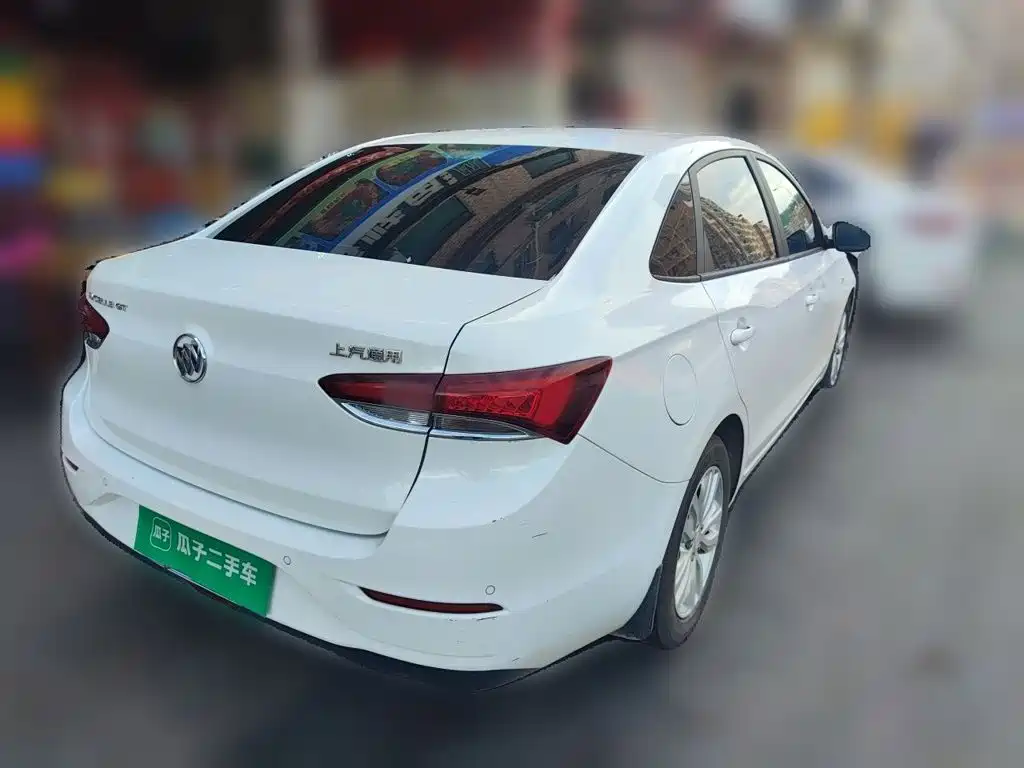 Buick Excelle — миниатюра 6