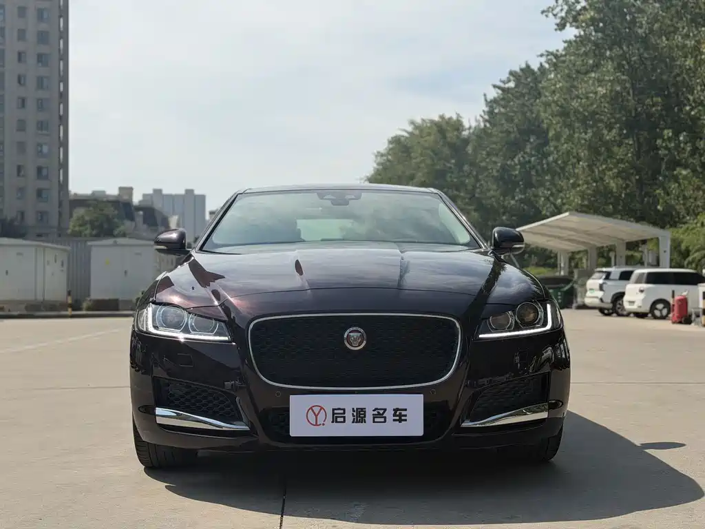 Jaguar XFL — фотографии объявления, Фото 14