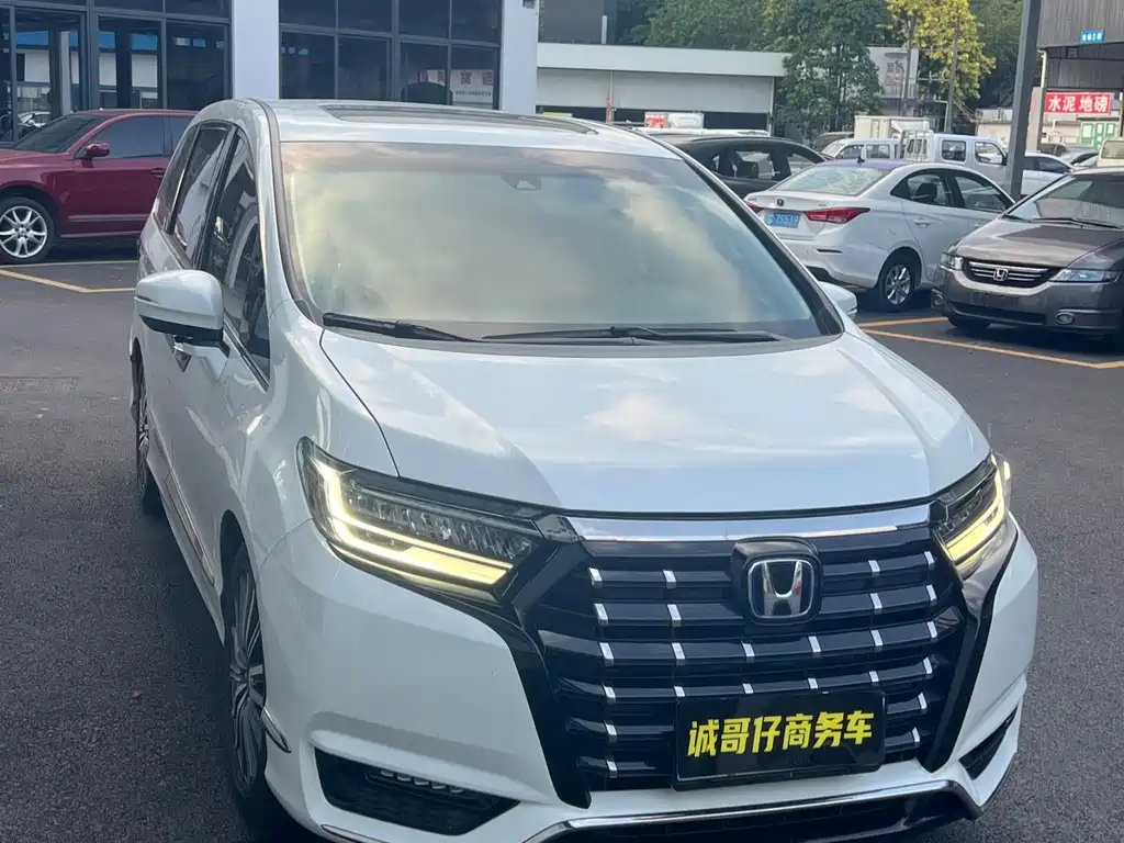 Honda Elysion — миниатюра 2