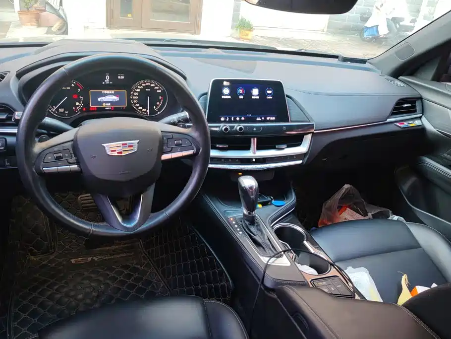 Cadillac CT4 — миниатюра 12