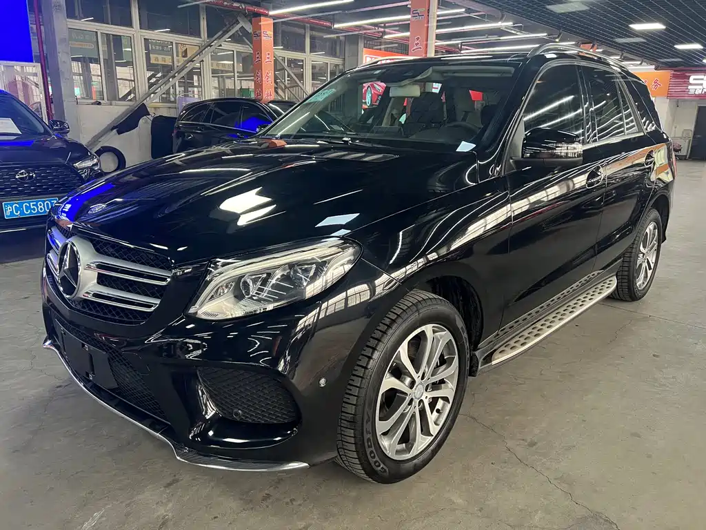Mercedes-Benz GLE 2016
