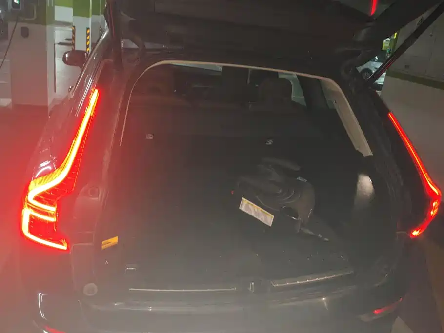 Volvo XC60 — миниатюра 4