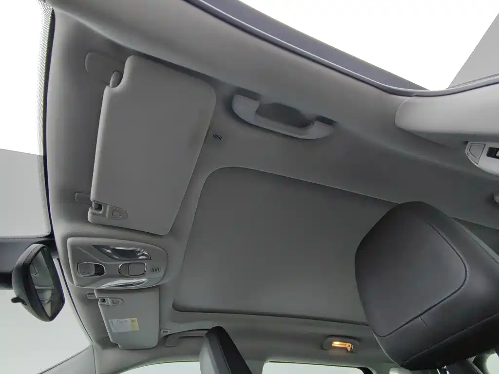 Jeep Compass — миниатюра 14