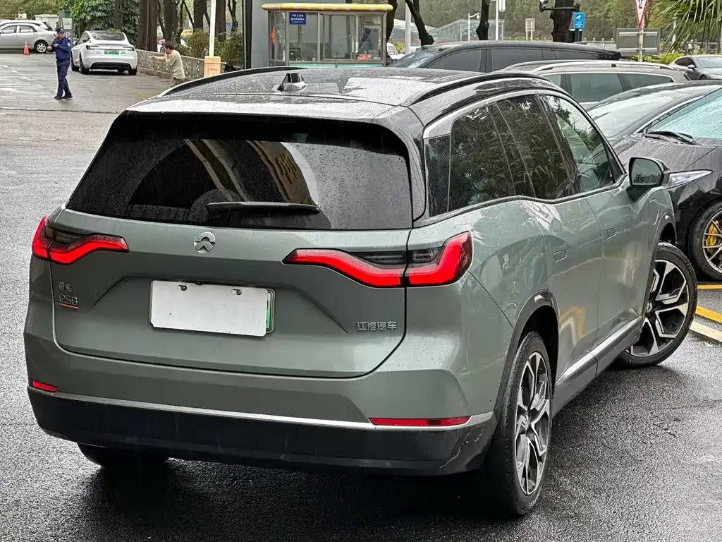 NIO NIO ES8