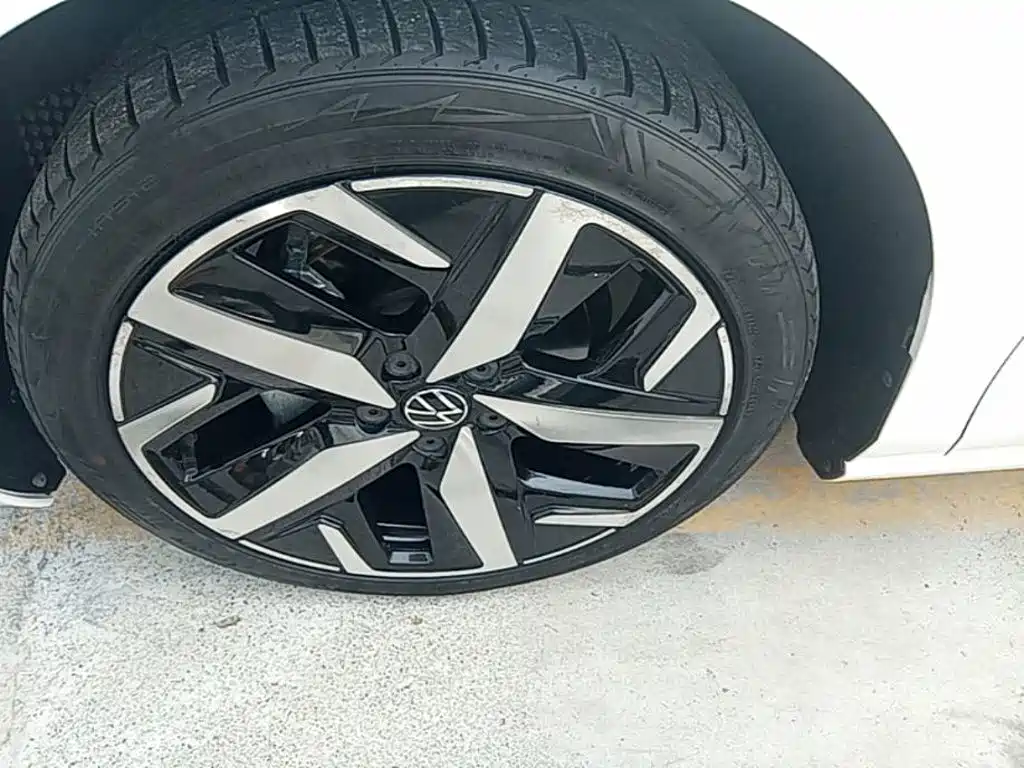 Volkswagen Lamando — миниатюра 23