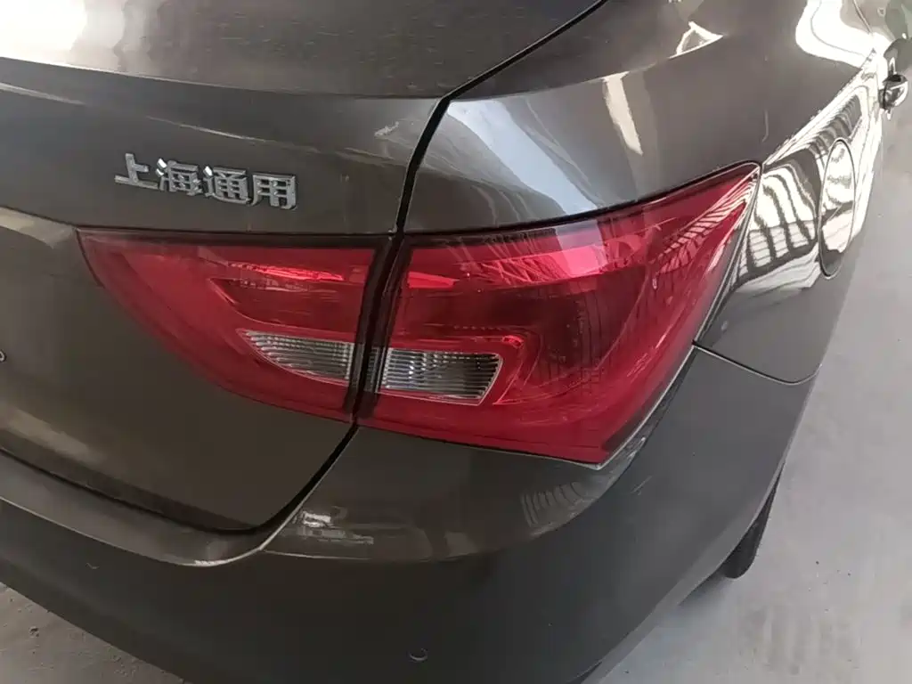 Buick Excelle — миниатюра 8